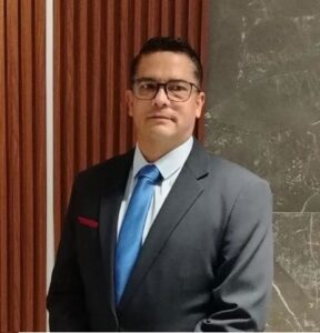 M. en D. Salvador Larrinaga Priego